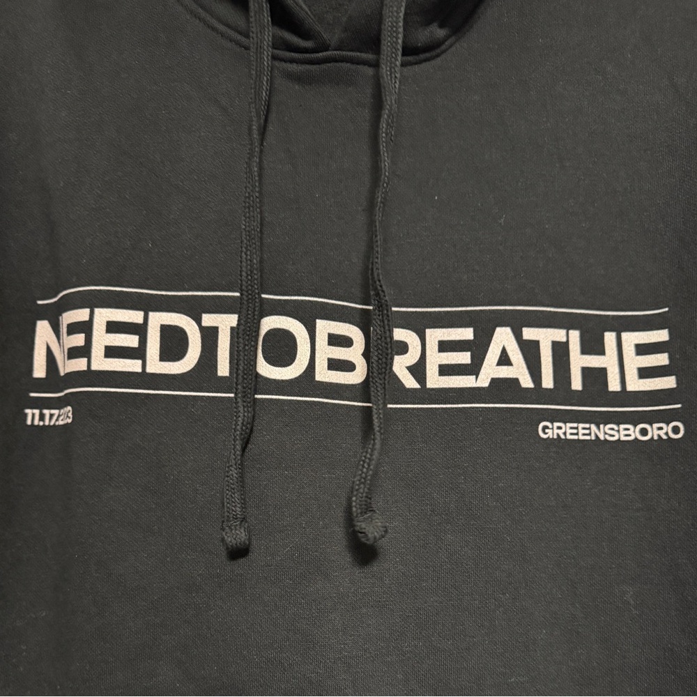 NEEDTOBREATHE CAVES World Tour Custom Hoodie - Greensboro 11.17.2023 Size M - Picture 4 of 5